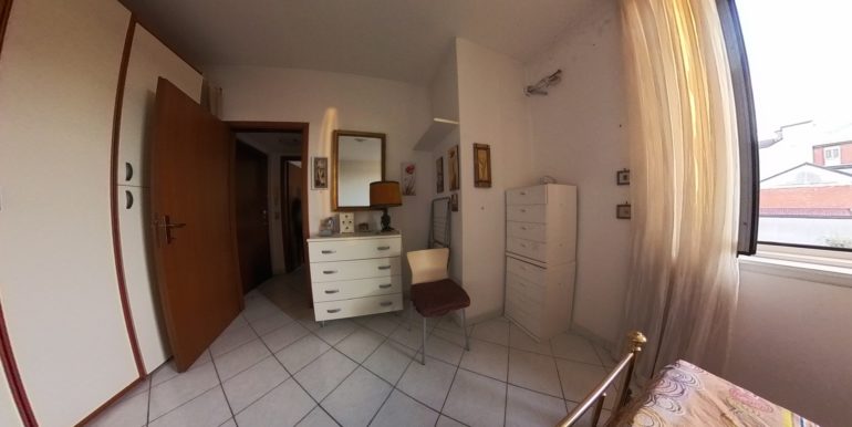 5 CAMERA