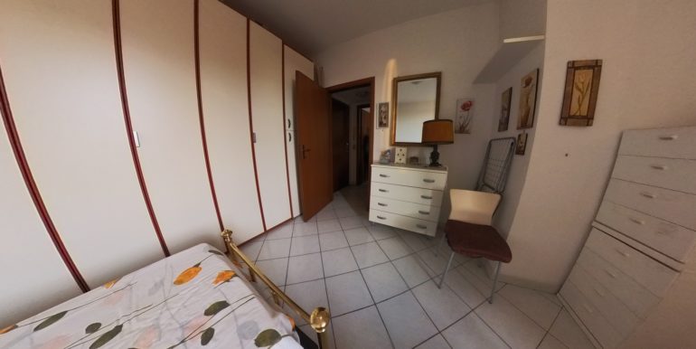 6 CAMERA