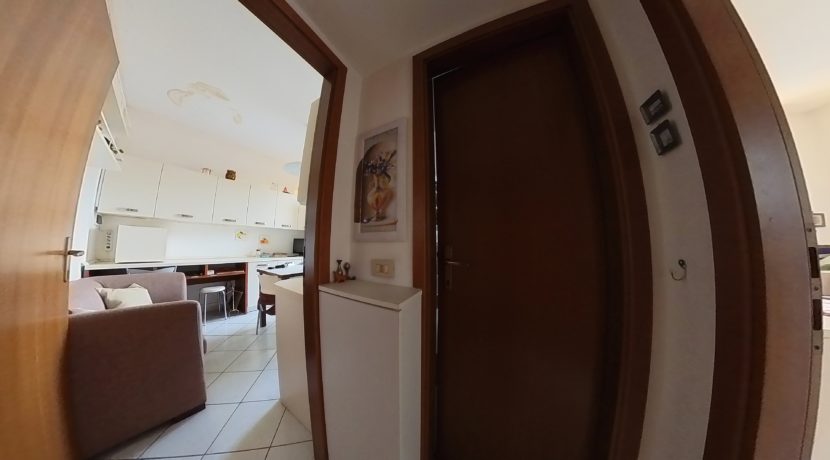 8 SOGGIORNO ANTICAMERA