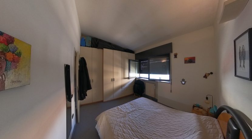 10 CAMERA