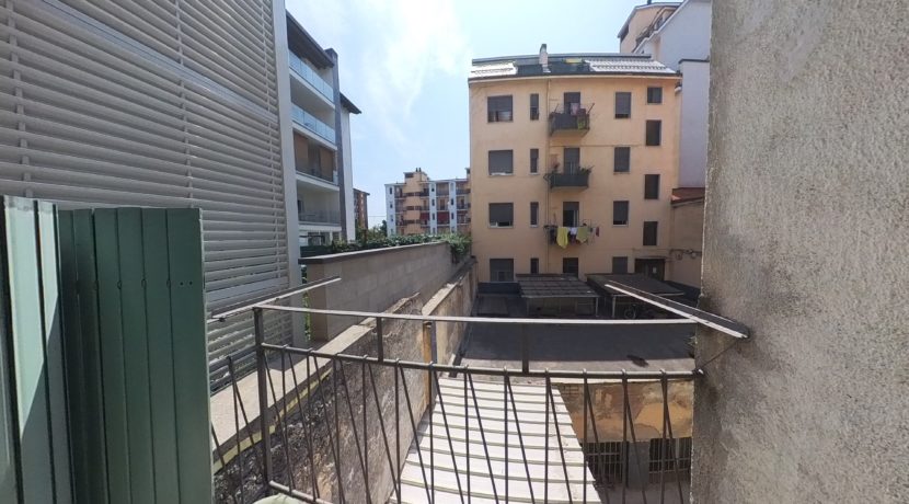 11 balcone
