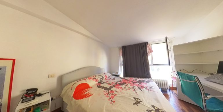 14 CAMERA