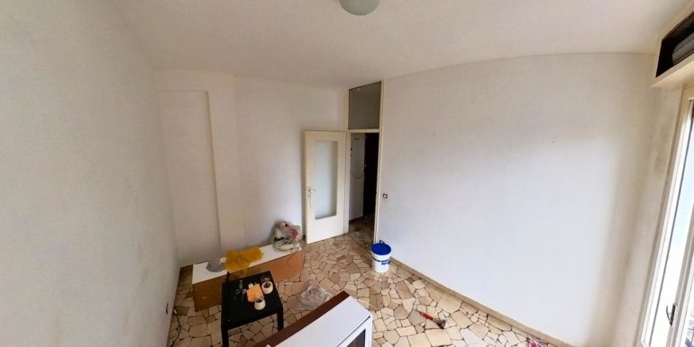 16 CAMERA